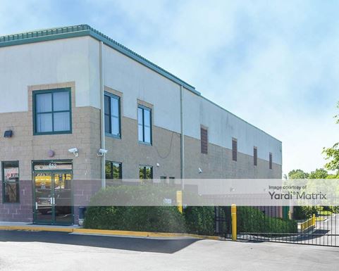 Source URL: https://cdnsc.rentcafe.com/dmslivecafe/3/1063395/1063395-1-3.jpg?width=-1&height=385&quality=80