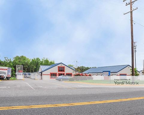 Source URL: https://cdnsc.rentcafe.com/dmslivecafe/3/1063411/1063411-1-4.jpg?width=-1&height=385&quality=80