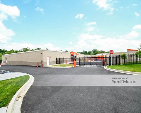 Source URL: https://cdnsc.rentcafe.com/dmslivecafe/3/1063413/1063413-1-4.jpg?width=-1&height=385&quality=80