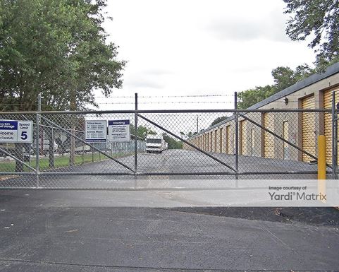 Source URL: https://cdnsc.rentcafe.com/dmslivecafe/3/1063419/1063419-1-5.jpg?width=-1&height=385&quality=80