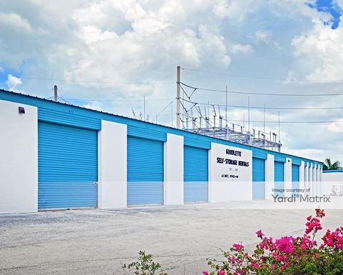 Self Storage Units at 275 Goodlette Frank Rd, Naples, FL