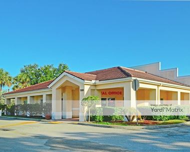 Self Storage Units at 275 Goodlette Frank Rd, Naples, FL