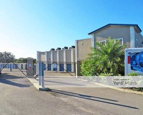 Source URL: https://cdnsc.rentcafe.com/dmslivecafe/3/1063447/1063447-1-4.jpg?width=-1&height=385&quality=80