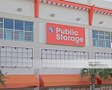 Storage Units for Rent available at 11501 Biscayne Blvd, Miami, FL 33181