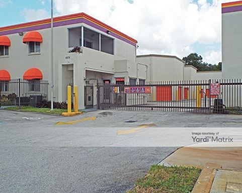 Source URL: https://cdnsc.rentcafe.com/dmslivecafe/3/1063512/1063512-1-2.jpg?width=-1&height=385&quality=80