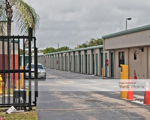 Source URL: https://cdnsc.rentcafe.com/dmslivecafe/3/1063517/1063517-1-5.jpg?width=-1&height=385&quality=80