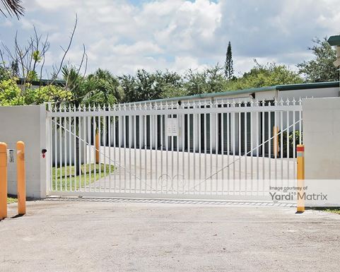 Source URL: https://cdnsc.rentcafe.com/dmslivecafe/3/1063525/1063525-1-5.jpg?width=-1&height=385&quality=80