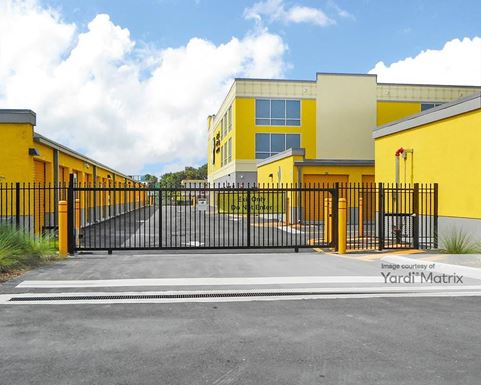 Source URL: https://cdnsc.rentcafe.com/dmslivecafe/3/1063538/1063538-1-6.jpg?width=-1&height=385&quality=80