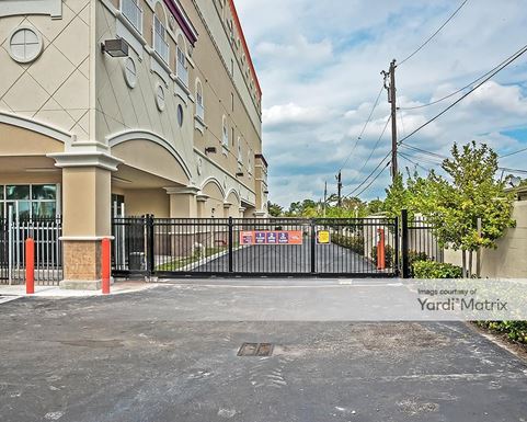 Source URL: https://cdnsc.rentcafe.com/dmslivecafe/3/1063543/1063543-1-3.jpg?width=-1&height=385&quality=80