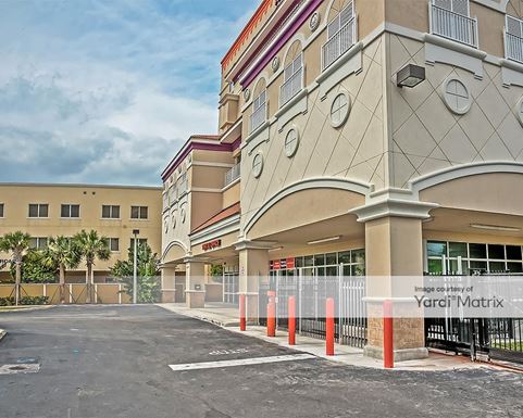 Source URL: https://cdnsc.rentcafe.com/dmslivecafe/3/1063543/1063543-1-4.jpg?width=-1&height=385&quality=80