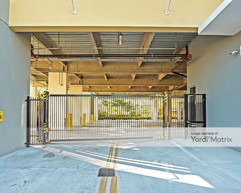 Source URL: https://cdnsc.rentcafe.com/dmslivecafe/3/1063546/1063546-1-4.jpg?width=-1&height=385&quality=80