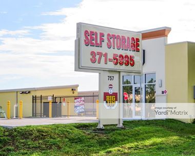 Storage Units for Rent available at 757 Apex Road, Sarasota, FL 34240
