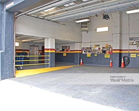 Source URL: https://cdnsc.rentcafe.com/dmslivecafe/3/1063591/1063591-1-5.jpg?width=-1&height=385&quality=80