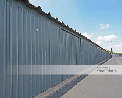 Source URL: https://cdnsc.rentcafe.com/dmslivecafe/3/1063602/1063602-1-4.jpg?width=-1&height=385&quality=80