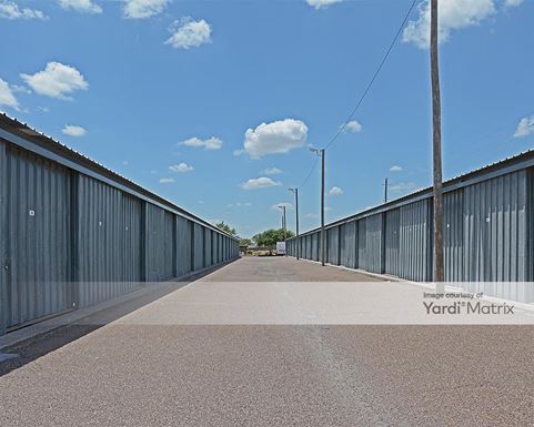 Source URL: https://cdnsc.rentcafe.com/dmslivecafe/3/1063603/1063603-1-3.jpg?width=-1&height=385&quality=80