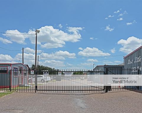 Source URL: https://cdnsc.rentcafe.com/dmslivecafe/3/1063603/1063603-1-4.jpg?width=-1&height=385&quality=80