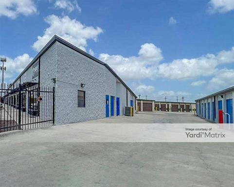 Source URL: https://cdnsc.rentcafe.com/dmslivecafe/3/1063605/1063605-1-3.jpg?width=-1&height=385&quality=80