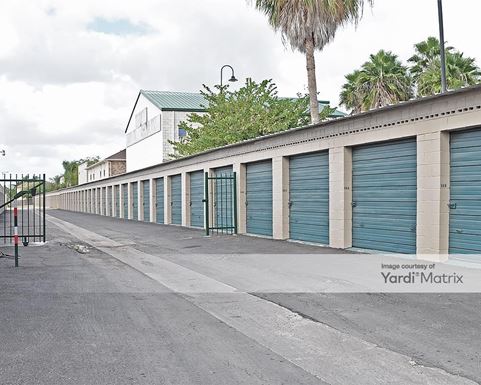 Source URL: https://cdnsc.rentcafe.com/dmslivecafe/3/1063605/1063605-1-4.jpg?width=-1&height=385&quality=80