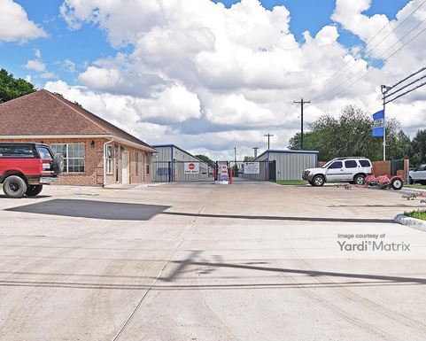 Source URL: https://cdnsc.rentcafe.com/dmslivecafe/3/1063608/1063608-1-2.jpg?width=-1&height=385&quality=80