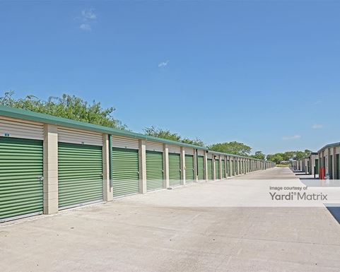 Source URL: https://cdnsc.rentcafe.com/dmslivecafe/3/1063620/1063620-1-4.jpg?width=-1&height=385&quality=80