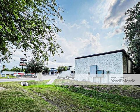 Source URL: https://cdnsc.rentcafe.com/dmslivecafe/3/1063629/1063629-1-2.jpg?width=-1&height=385&quality=80