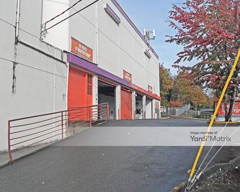 Source URL: https://cdnsc.rentcafe.com/dmslivecafe/3/1063675/1063675-1-3.jpg?width=-1&height=385&quality=80