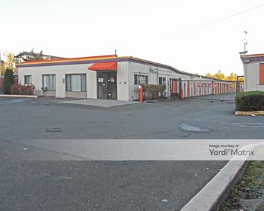 Storage Units for Rent available at 27333 132nd Avenue SE, Kent, WA 98042