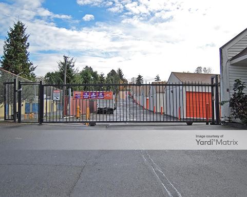 Source URL: https://cdnsc.rentcafe.com/dmslivecafe/3/1063684/1063684-1-5.jpg?width=-1&height=385&quality=80