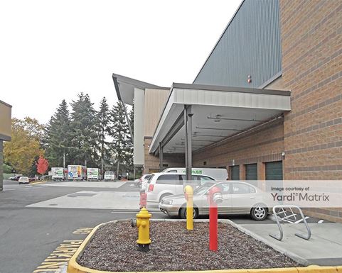 Source URL: https://cdnsc.rentcafe.com/dmslivecafe/3/1063705/1063705-1-4.jpg?width=-1&height=385&quality=80