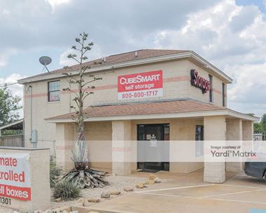 Storage Units for Rent available at 1301 NE Inner Loop, Georgetown, TX 78626