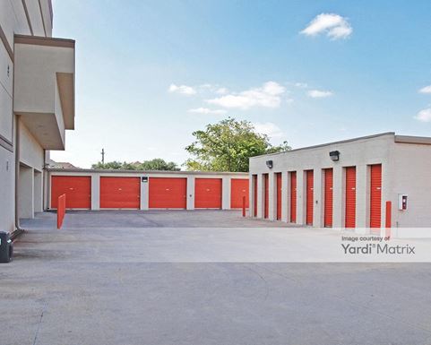 Source URL: https://cdnsc.rentcafe.com/dmslivecafe/3/1063744/1063744-1-3.jpg?width=-1&height=385&quality=80