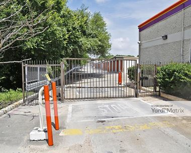 Storage Units for Rent available at 7112 South Congress Avenue, Austin, TX 78745