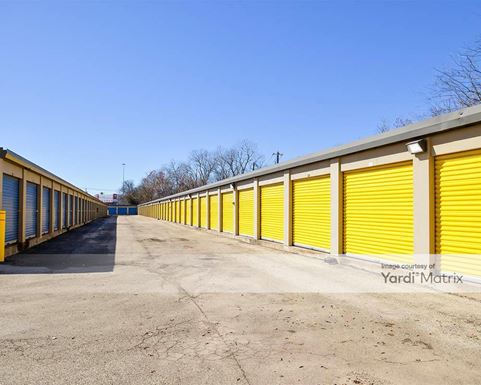 Source URL: https://cdnsc.rentcafe.com/dmslivecafe/3/1063748/1063748-1-3.jpg?width=-1&height=385&quality=80