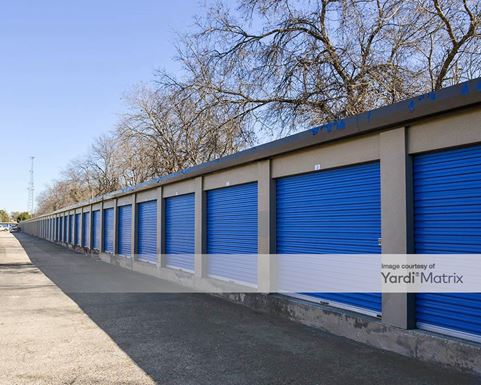 Source URL: https://cdnsc.rentcafe.com/dmslivecafe/3/1063748/1063748-1-6.jpg?width=-1&height=385&quality=80