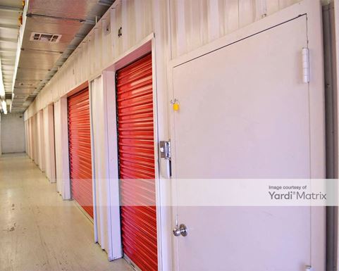 Source URL: https://cdnsc.rentcafe.com/dmslivecafe/3/1063749/1063749-1-3.jpg?width=-1&height=385&quality=80