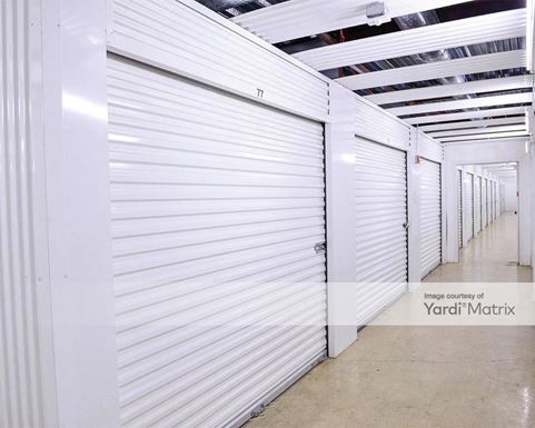 Source URL: https://cdnsc.rentcafe.com/dmslivecafe/3/1063751/1063751-1-5.jpg?width=-1&height=385&quality=80