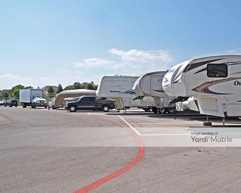 Source URL: https://cdnsc.rentcafe.com/dmslivecafe/3/1063772/1063772-1-5.jpg?width=-1&height=385&quality=80