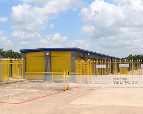 Source URL: https://cdnsc.rentcafe.com/dmslivecafe/3/1063773/1063773-1-5.jpg?width=-1&height=385&quality=80