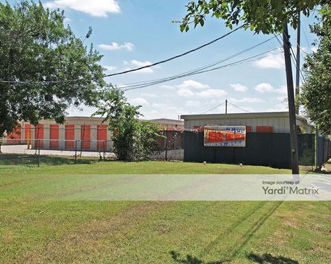 Source URL: https://cdnsc.rentcafe.com/dmslivecafe/3/1063777/1063777-1-2.jpg?width=-1&height=385&quality=80