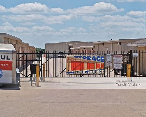 Source URL: https://cdnsc.rentcafe.com/dmslivecafe/3/1063777/1063777-1-4.jpg?width=-1&height=385&quality=80