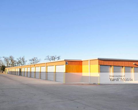 Source URL: https://cdnsc.rentcafe.com/dmslivecafe/3/1063780/1063780-1-3.jpg?width=-1&height=385&quality=80