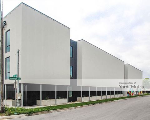 Source URL: https://cdnsc.rentcafe.com/dmslivecafe/3/1063793/1063793-1-3.jpg?width=-1&height=385&quality=80