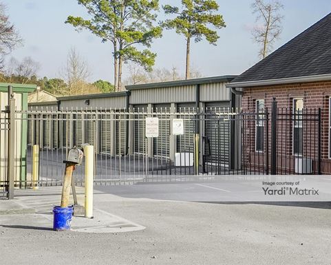 Source URL: https://cdnsc.rentcafe.com/dmslivecafe/3/1063811/1063811-1-3.jpg?width=-1&height=385&quality=80