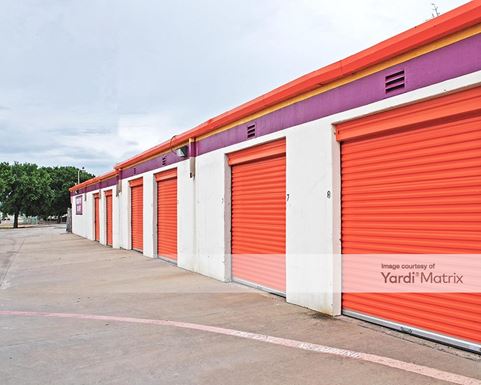 Source URL: https://cdnsc.rentcafe.com/dmslivecafe/3/1063821/1063821-1-3.jpg?width=-1&height=385&quality=80