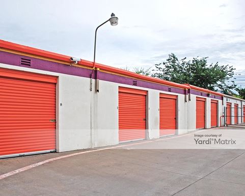 Source URL: https://cdnsc.rentcafe.com/dmslivecafe/3/1063821/1063821-1-4.jpg?width=-1&height=385&quality=80