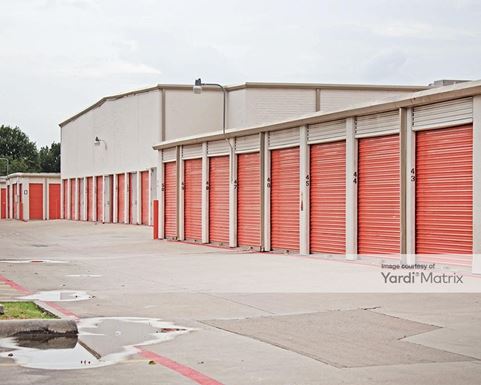 Source URL: https://cdnsc.rentcafe.com/dmslivecafe/3/1063823/1063823-1-4.jpg?width=-1&height=385&quality=80