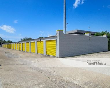 Storage Units for Rent available at 8500 LBJ Fwy, Dallas, TX 75243