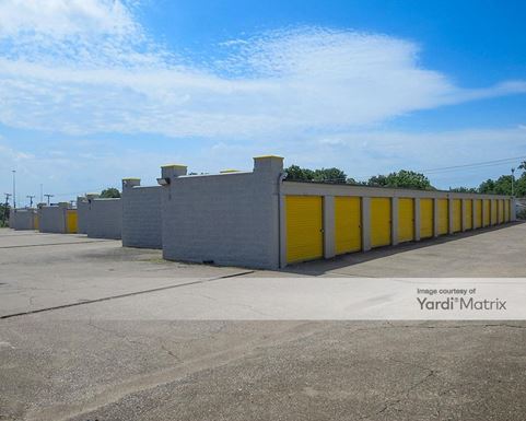 Source URL: https://cdnsc.rentcafe.com/dmslivecafe/3/1063834/1063834-1-4.jpg?width=-1&height=385&quality=80