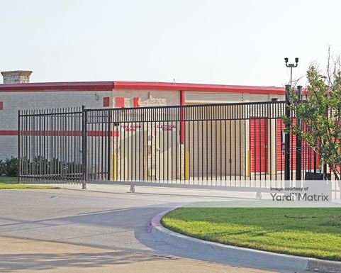 Source URL: https://cdnsc.rentcafe.com/dmslivecafe/3/1063845/1063845-1-2.jpg?width=-1&height=385&quality=80