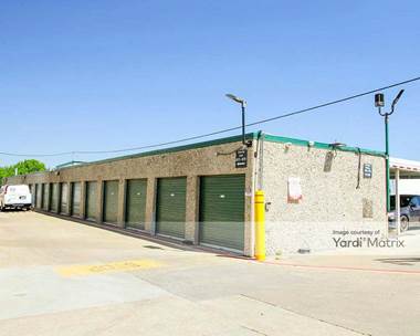 Storage Units for Rent available at 4015 Beltline Road, Addison, TX 75001
